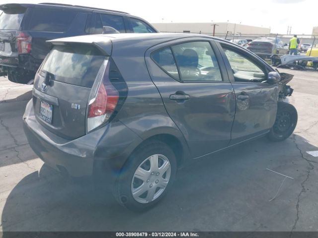 Photo 3 VIN: JTDKDTB36G1139687 - TOYOTA PRIUS C 