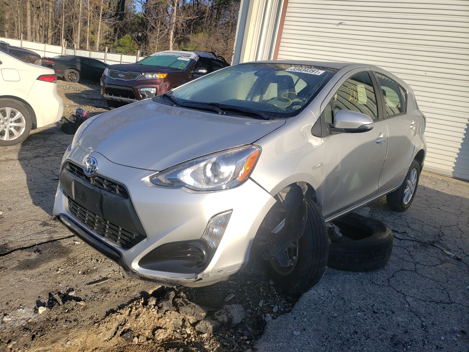 Photo 1 VIN: JTDKDTB36H1592855 - TOYOTA PRIUS C 