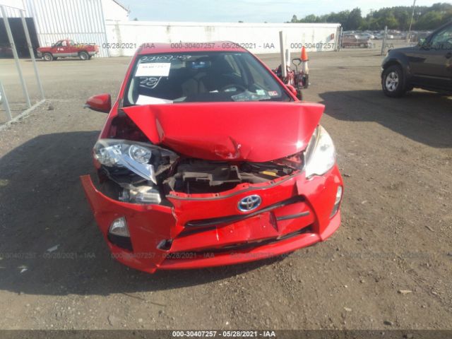 Photo 5 VIN: JTDKDTB37C1004700 - TOYOTA PRIUS C 