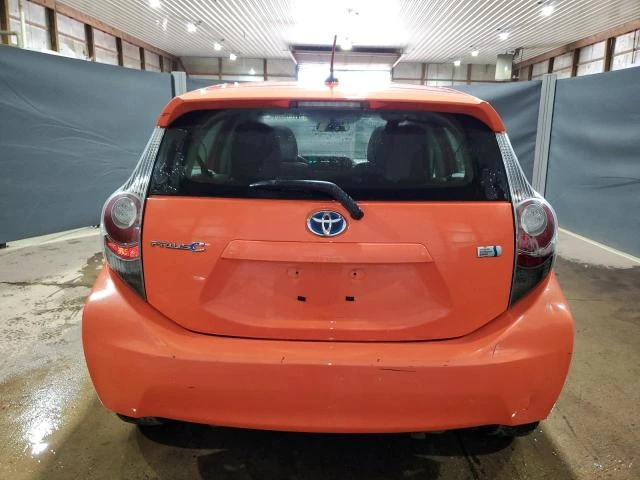 Photo 5 VIN: JTDKDTB37C1006270 - TOYOTA PRIUS C 