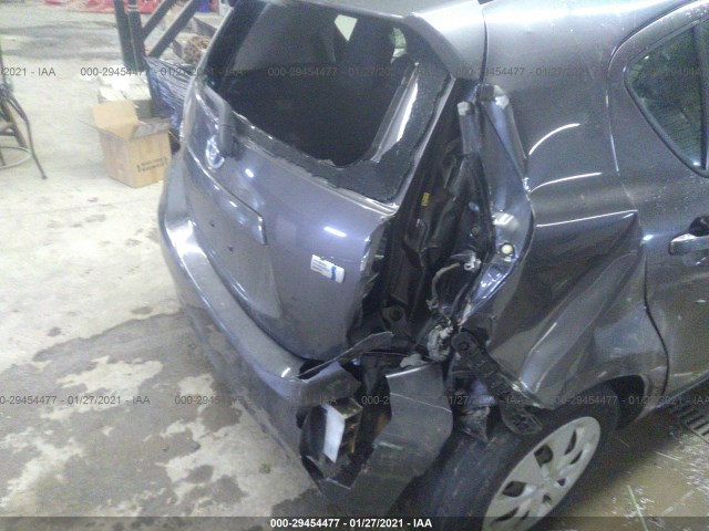 Photo 5 VIN: JTDKDTB37C1007127 - TOYOTA PRIUS C 