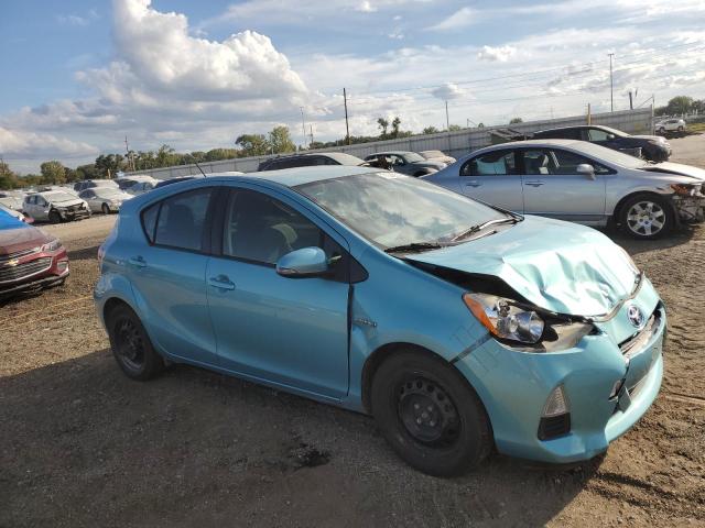 Photo 3 VIN: JTDKDTB37C1007550 - TOYOTA PRIUS C 