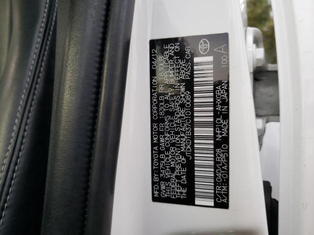 Photo 11 VIN: JTDKDTB37C1010089 - TOYOTA PRIUS C 