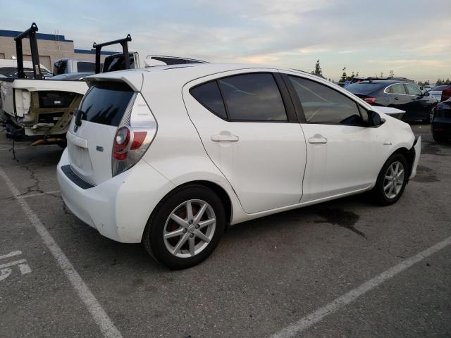 Photo 2 VIN: JTDKDTB37C1010089 - TOYOTA PRIUS C 