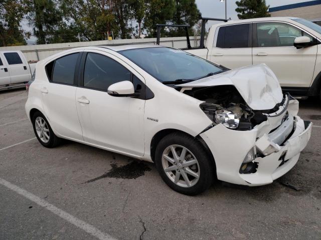 Photo 3 VIN: JTDKDTB37C1010089 - TOYOTA PRIUS C 