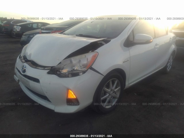 Photo 1 VIN: JTDKDTB37C1017012 - TOYOTA PRIUS C 