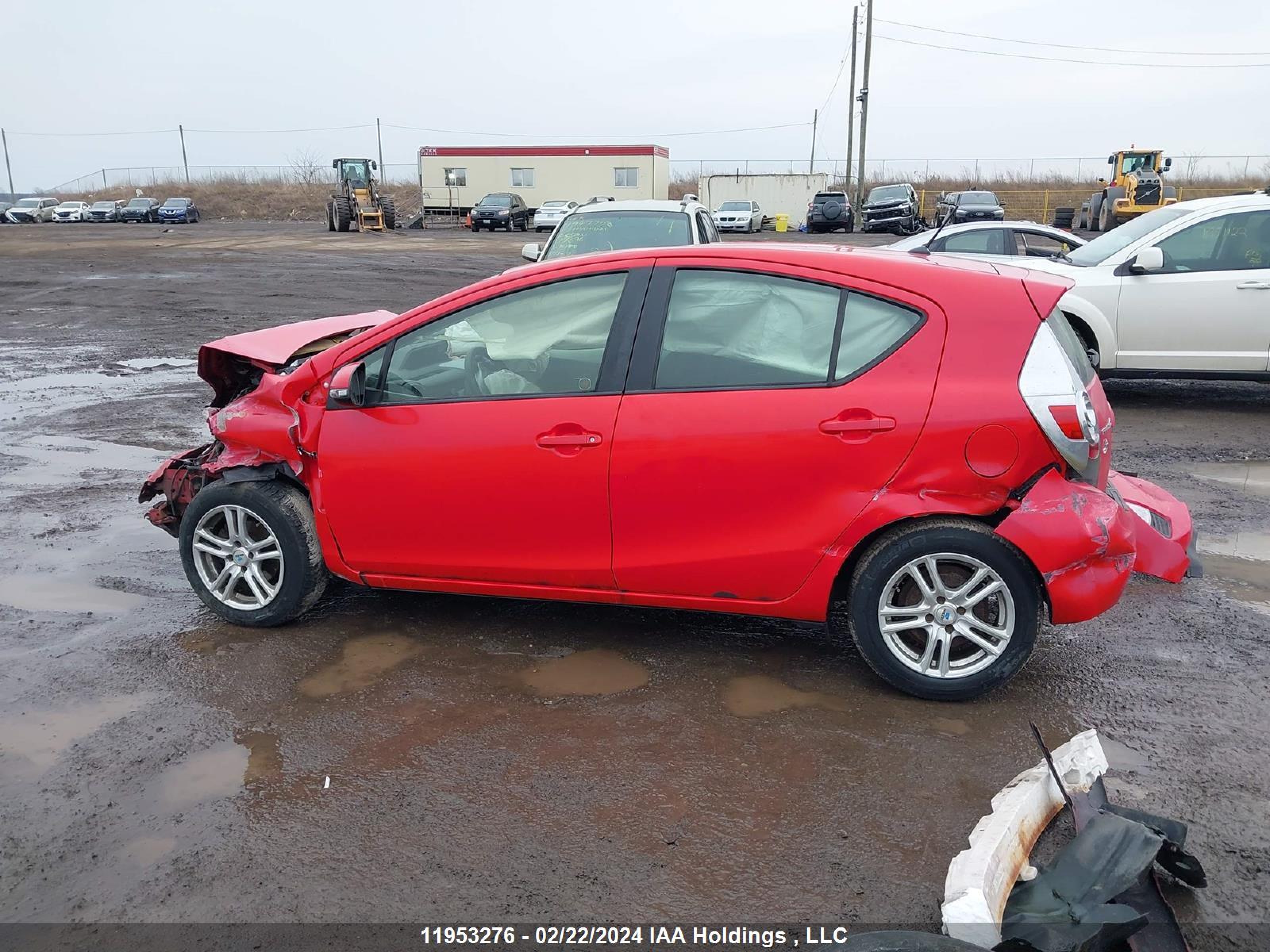 Photo 13 VIN: JTDKDTB37C1021741 - TOYOTA PRIUS C 