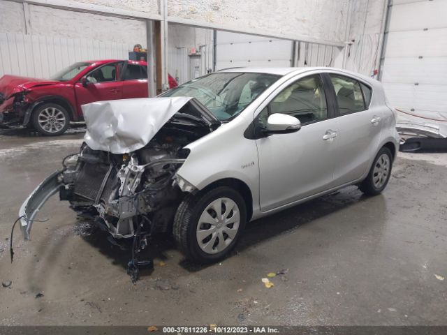 Photo 1 VIN: JTDKDTB37C1519700 - TOYOTA PRIUS C 