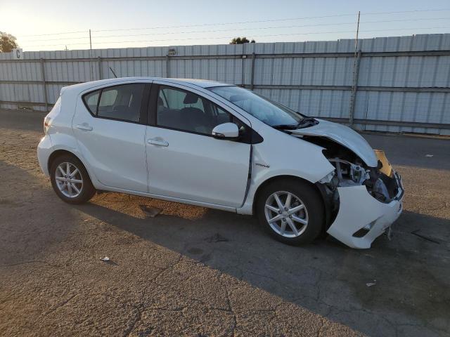 Photo 3 VIN: JTDKDTB37C1520037 - TOYOTA PRIUS C 