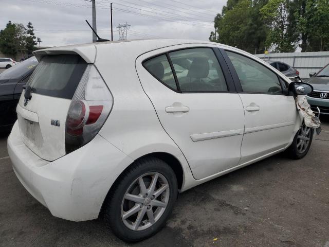 Photo 2 VIN: JTDKDTB37D1042994 - TOYOTA PRIUS 