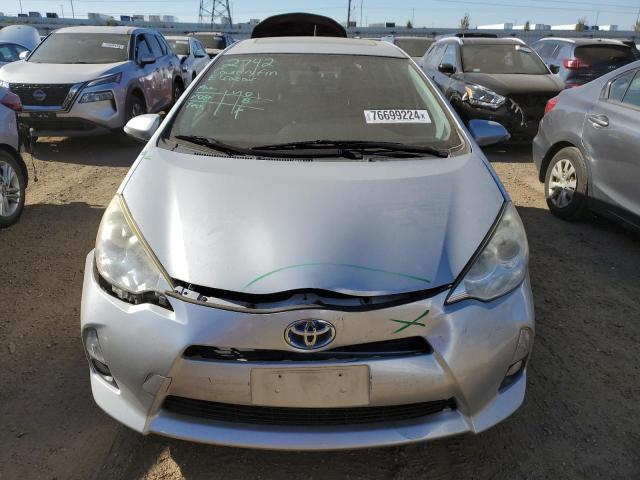 Photo 4 VIN: JTDKDTB37D1043093 - TOYOTA PRIUS C 