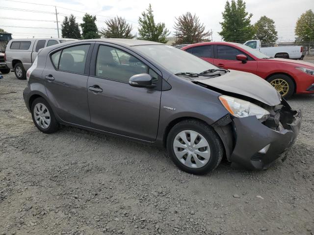 Photo 3 VIN: JTDKDTB37D1043403 - TOYOTA PRIUS C 