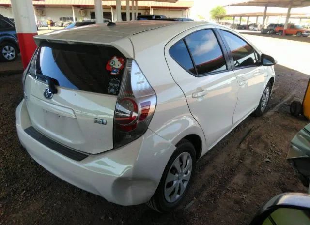 Photo 3 VIN: JTDKDTB37D1047452 - TOYOTA PRIUS C 