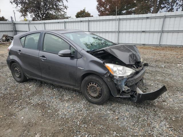 Photo 3 VIN: JTDKDTB37D1053199 - TOYOTA PRIUS C 