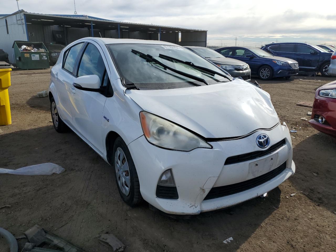 Photo 3 VIN: JTDKDTB37D1534649 - TOYOTA PRIUS 