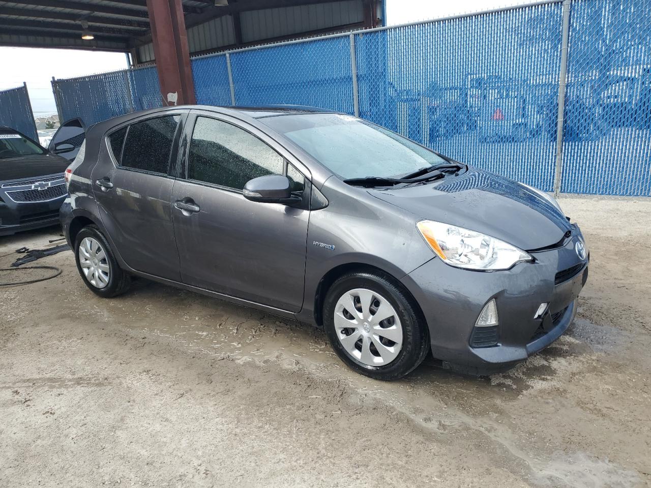 Photo 3 VIN: JTDKDTB37D1540015 - TOYOTA PRIUS 