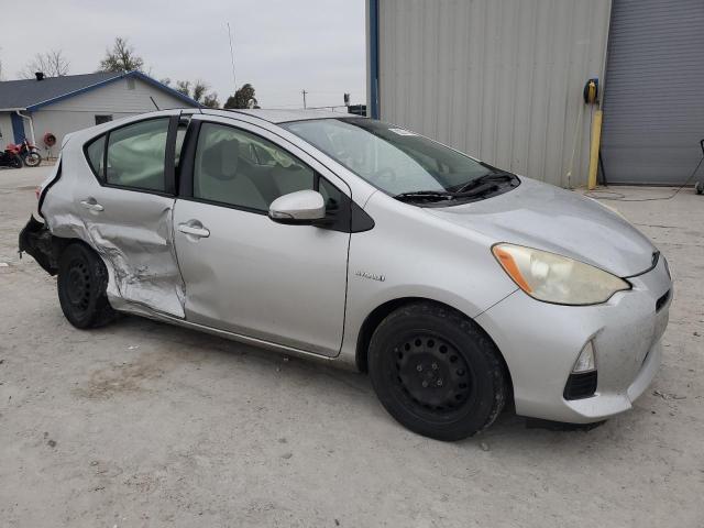 Photo 3 VIN: JTDKDTB37D1541729 - TOYOTA PRIUS C 