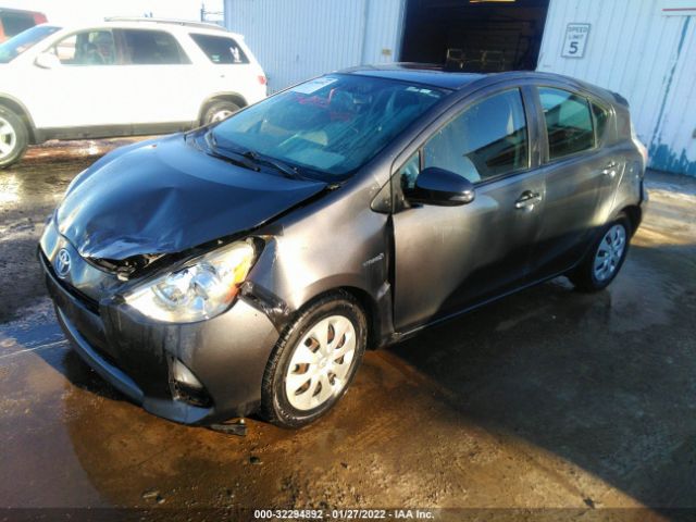 Photo 1 VIN: JTDKDTB37D1544470 - TOYOTA PRIUS C 