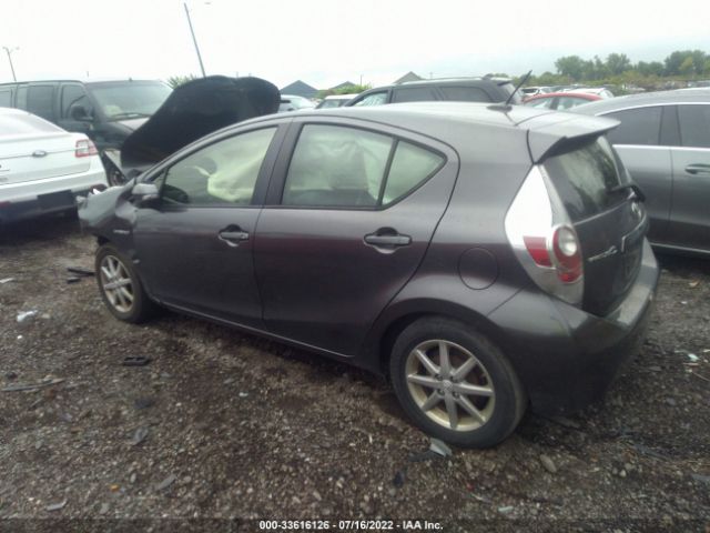 Photo 2 VIN: JTDKDTB37D1553976 - TOYOTA PRIUS C 