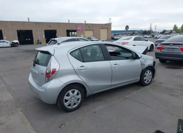 Photo 3 VIN: JTDKDTB37E1059408 - TOYOTA PRIUS C 