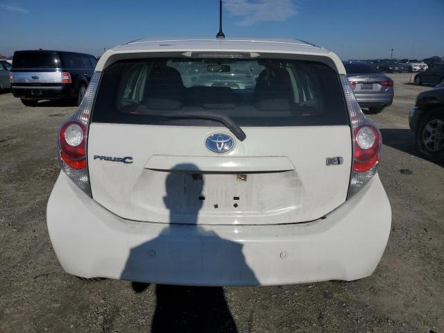 Photo 5 VIN: JTDKDTB37E1065869 - TOYOTA PRIUS C 