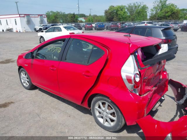 Photo 2 VIN: JTDKDTB37E1079285 - TOYOTA PRIUS C 