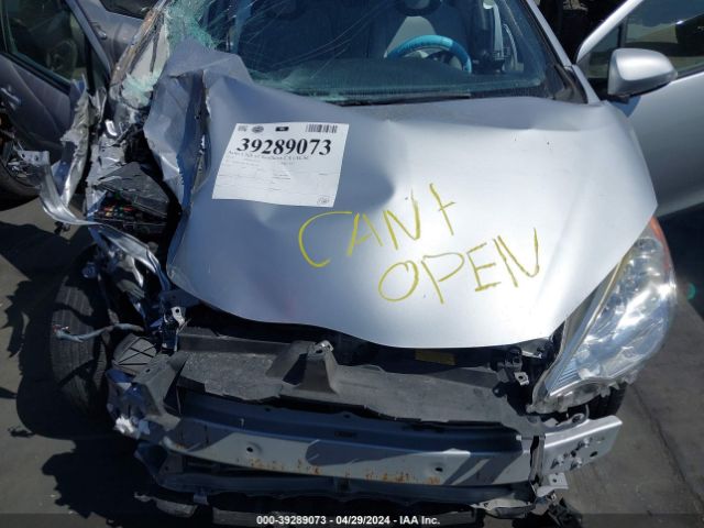 Photo 9 VIN: JTDKDTB37E1568186 - TOYOTA PRIUS C 