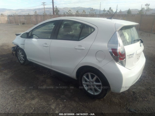 Photo 2 VIN: JTDKDTB37E1569001 - TOYOTA PRIUS C 