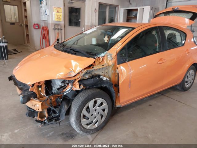 Photo 1 VIN: JTDKDTB37F1087033 - TOYOTA PRIUS C 