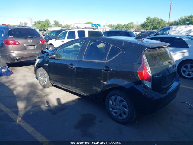 Photo 2 VIN: JTDKDTB37F1103778 - TOYOTA PRIUS C 