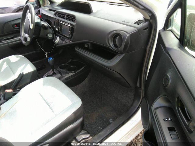 Photo 4 VIN: JTDKDTB37F1104719 - TOYOTA PRIUS C 