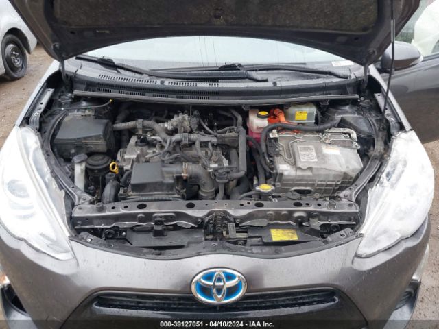 Photo 9 VIN: JTDKDTB37F1583837 - TOYOTA PRIUS C 