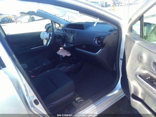 Photo 4 VIN: JTDKDTB37F1584731 - TOYOTA PRIUS C 