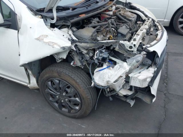 Photo 5 VIN: JTDKDTB37G1118914 - TOYOTA PRIUS C 