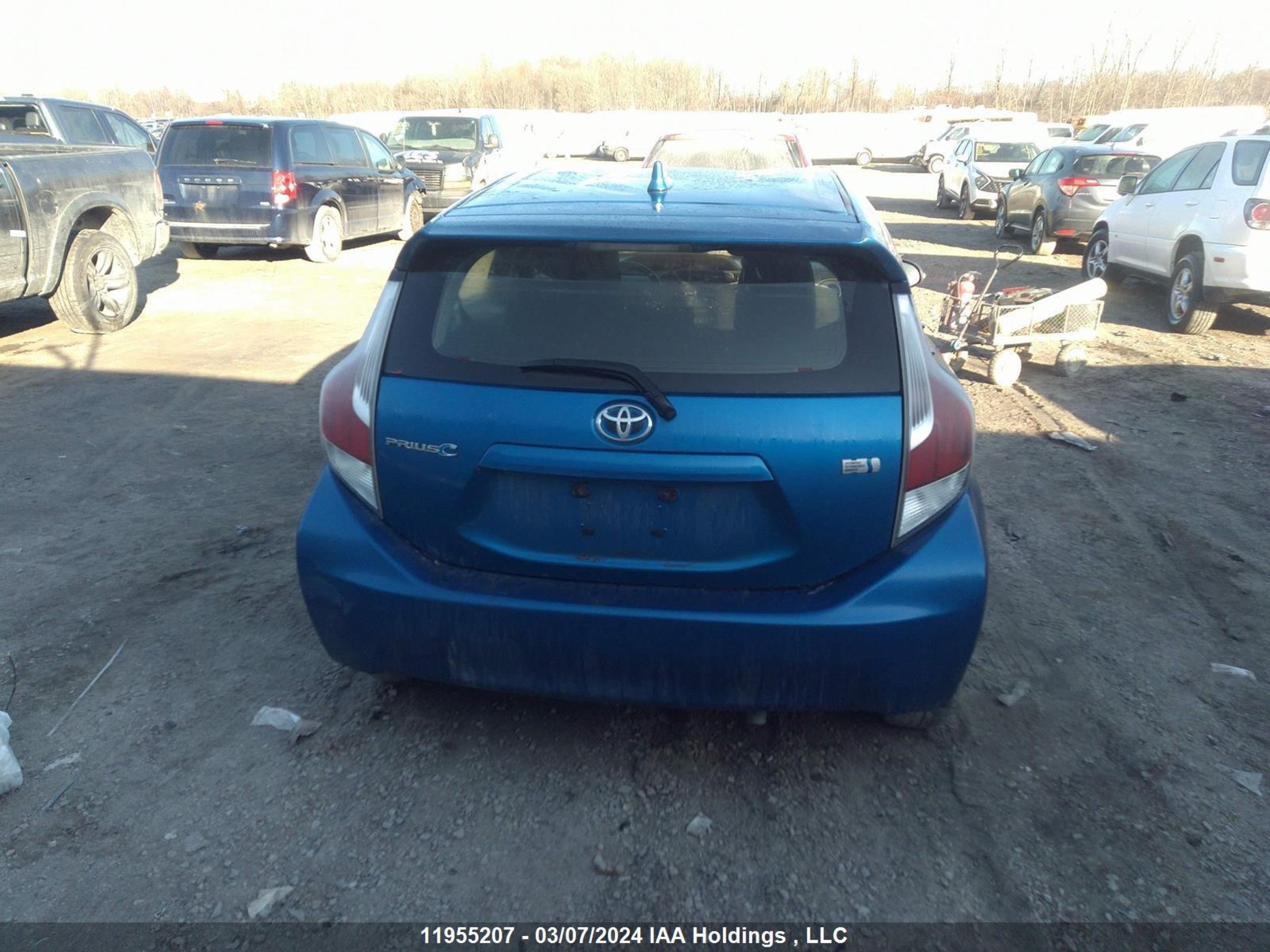 Photo 15 VIN: JTDKDTB37G1125166 - TOYOTA PRIUS C 