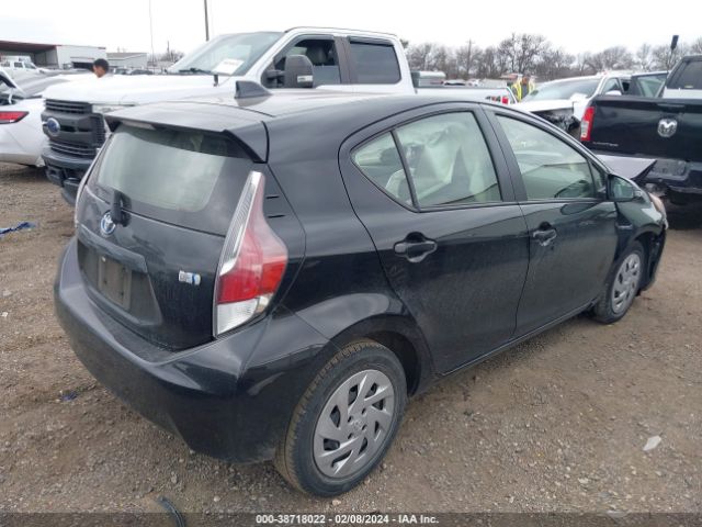 Photo 3 VIN: JTDKDTB37G1131565 - TOYOTA PRIUS C 