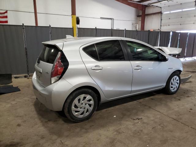 Photo 2 VIN: JTDKDTB37G1137446 - TOYOTA PRIUS C 