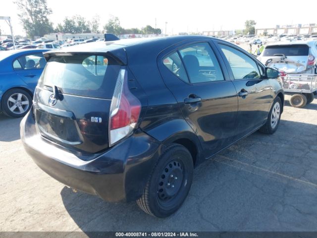 Photo 3 VIN: JTDKDTB37G1140055 - TOYOTA PRIUS C 