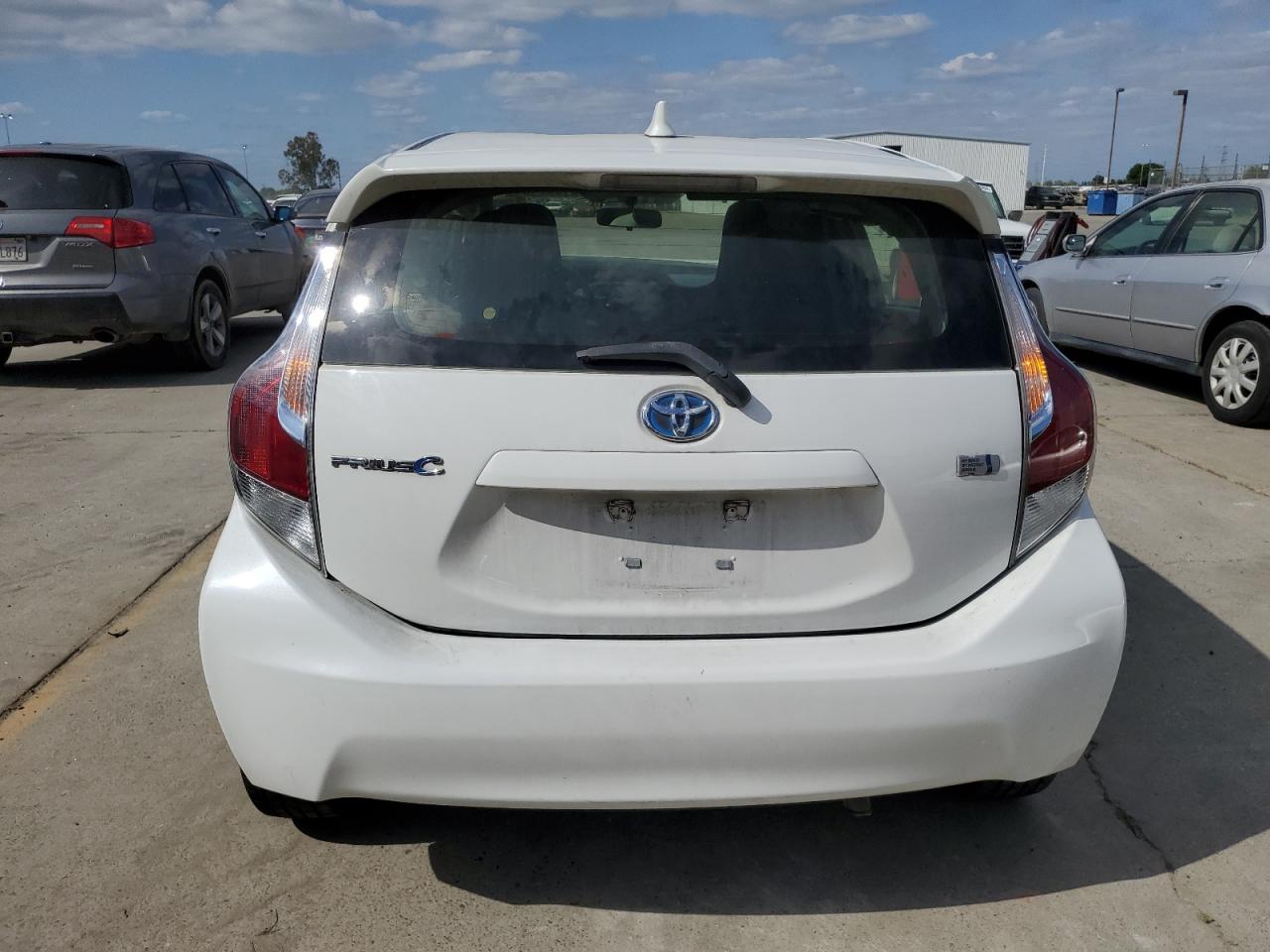 Photo 5 VIN: JTDKDTB37G1590451 - TOYOTA PRIUS 