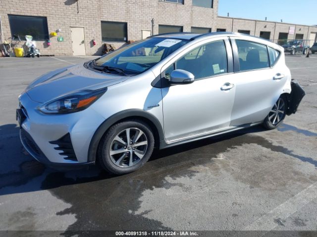 Photo 1 VIN: JTDKDTB37J1604548 - TOYOTA PRIUS C 