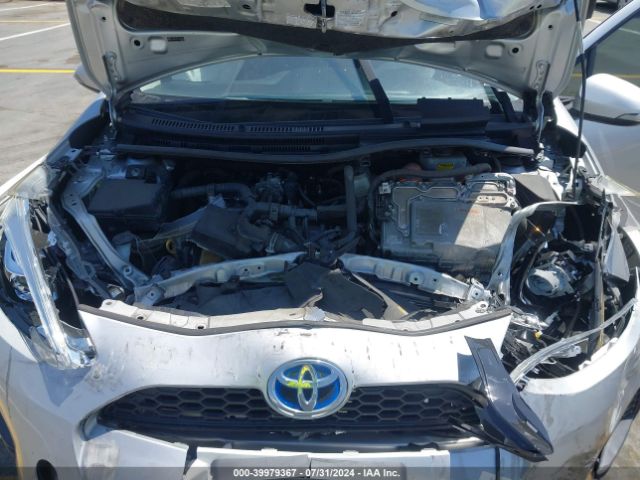 Photo 9 VIN: JTDKDTB37J1609698 - TOYOTA PRIUS C 