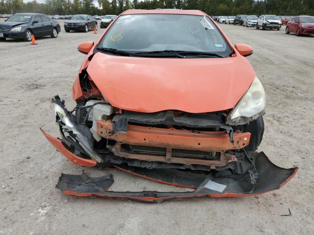 Photo 8 VIN: JTDKDTB38C1003670 - TOYOTA PRIUS C 