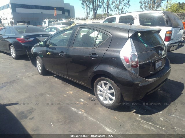 Photo 2 VIN: JTDKDTB38C1010327 - TOYOTA PRIUS C 