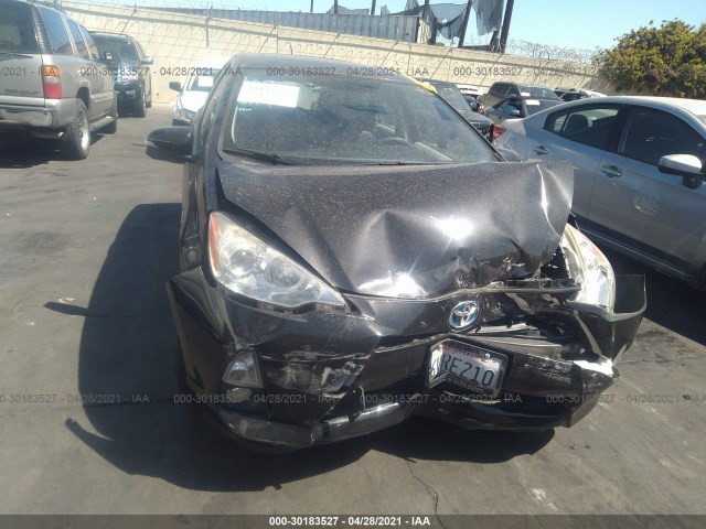 Photo 4 VIN: JTDKDTB38C1010327 - TOYOTA PRIUS C 