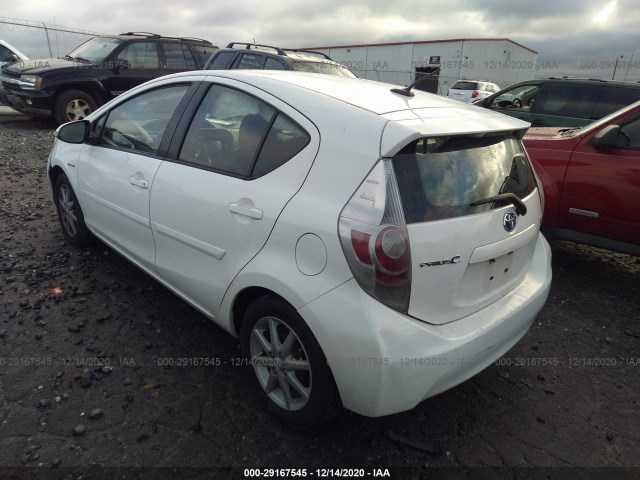 Photo 2 VIN: JTDKDTB38C1030934 - TOYOTA PRIUS C 