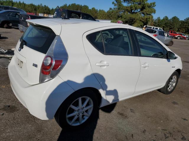 Photo 2 VIN: JTDKDTB38C1503845 - TOYOTA PRIUS 