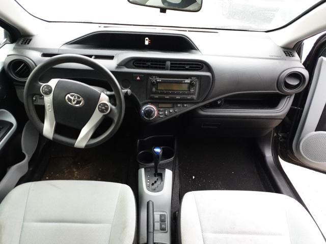 Photo 8 VIN: JTDKDTB38C1504445 - TOYOTA PRIUS C 