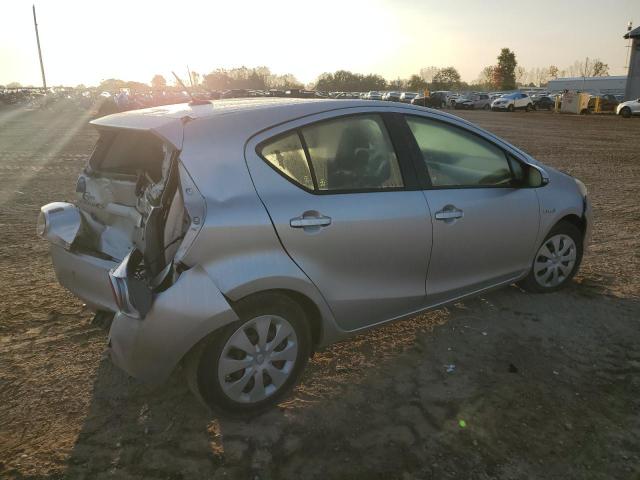 Photo 2 VIN: JTDKDTB38C1522640 - TOYOTA PRIUS C 