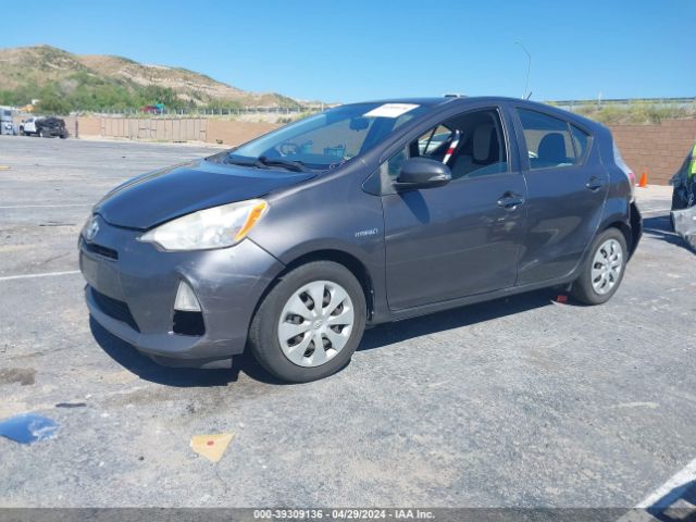 Photo 1 VIN: JTDKDTB38D1044625 - TOYOTA PRIUS C 