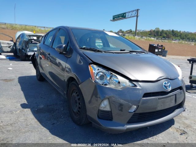 Photo 5 VIN: JTDKDTB38D1044625 - TOYOTA PRIUS C 